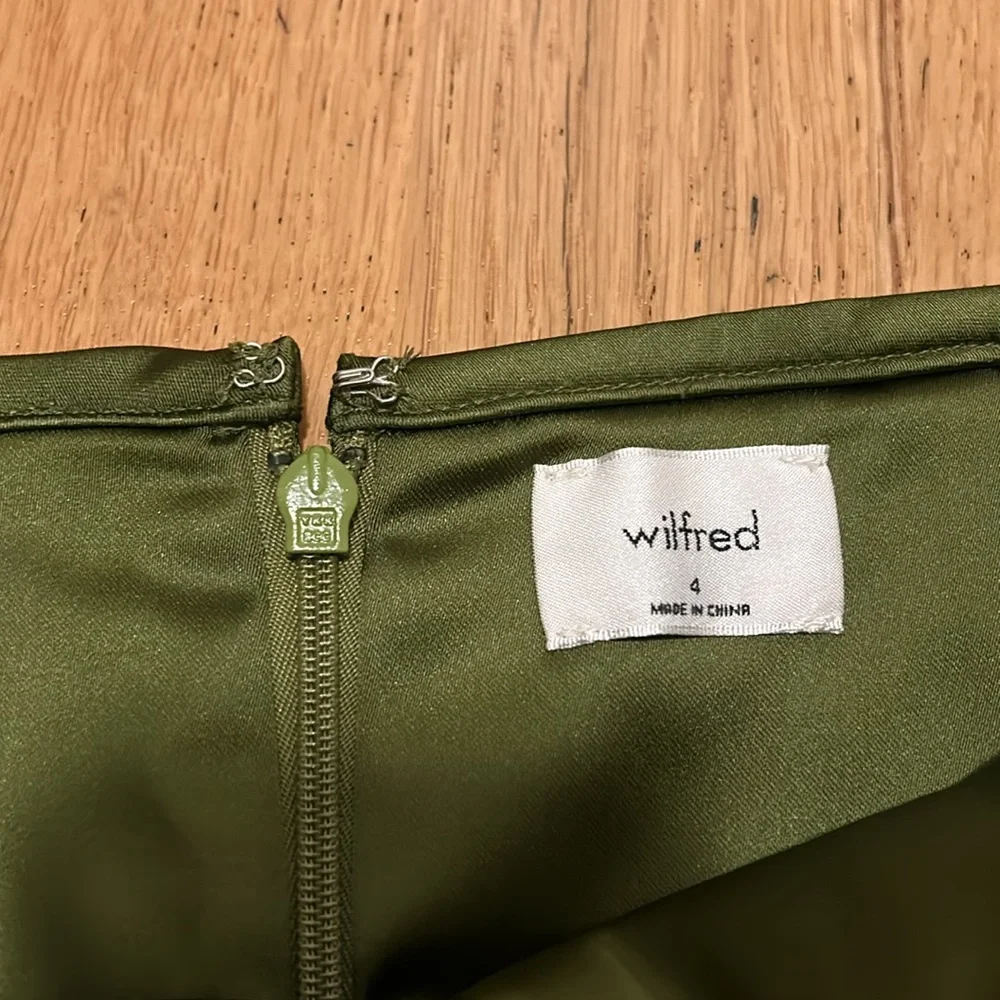 NWT Wilfred Tavern Skirt